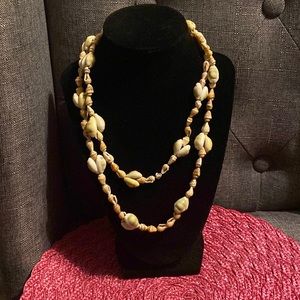 Hawaiian shell necklace - long